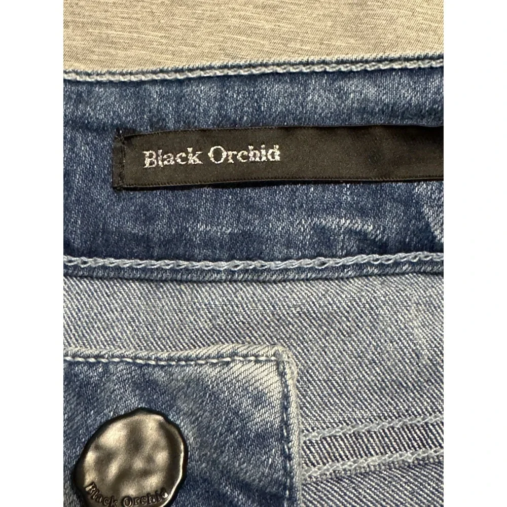 Black Orchid 28 Soft Stretch Skinny Jeans Blue Embellished Back Pocket